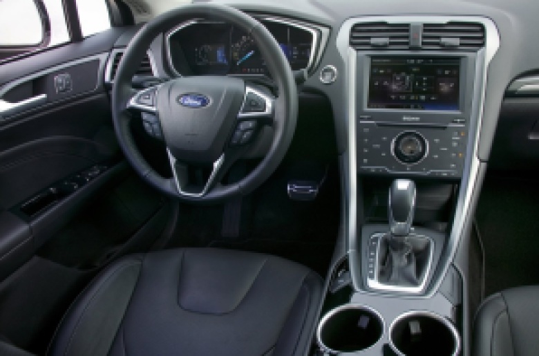 2013 Ford Fusion interior